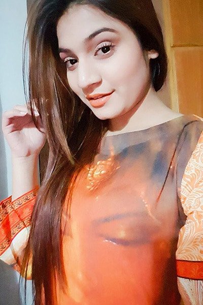 Sexy Pakistani Call Girl in Hyderabad